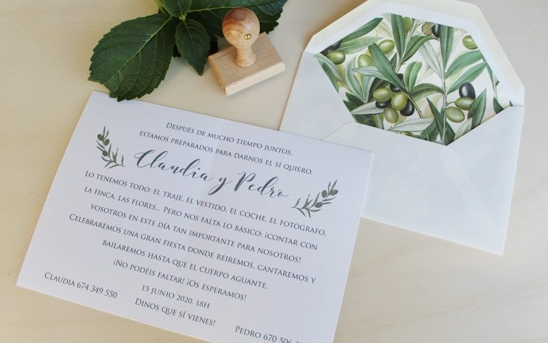 invitación de boda olivo con sobre forrado a juego